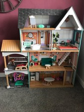 Kidkraft Mansion dollhouse with accessories/furniture included