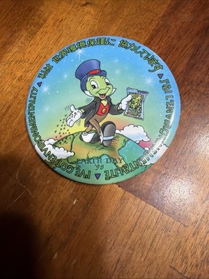 Vintage 3'' Disney Pinback Earth Day '98 Jiminy Cricket