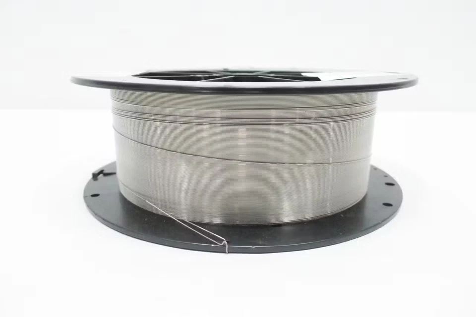 Alambre de soldadura Arcos ERNICU-7 0,3 pulgadas 25 lb Foto 2 de 4