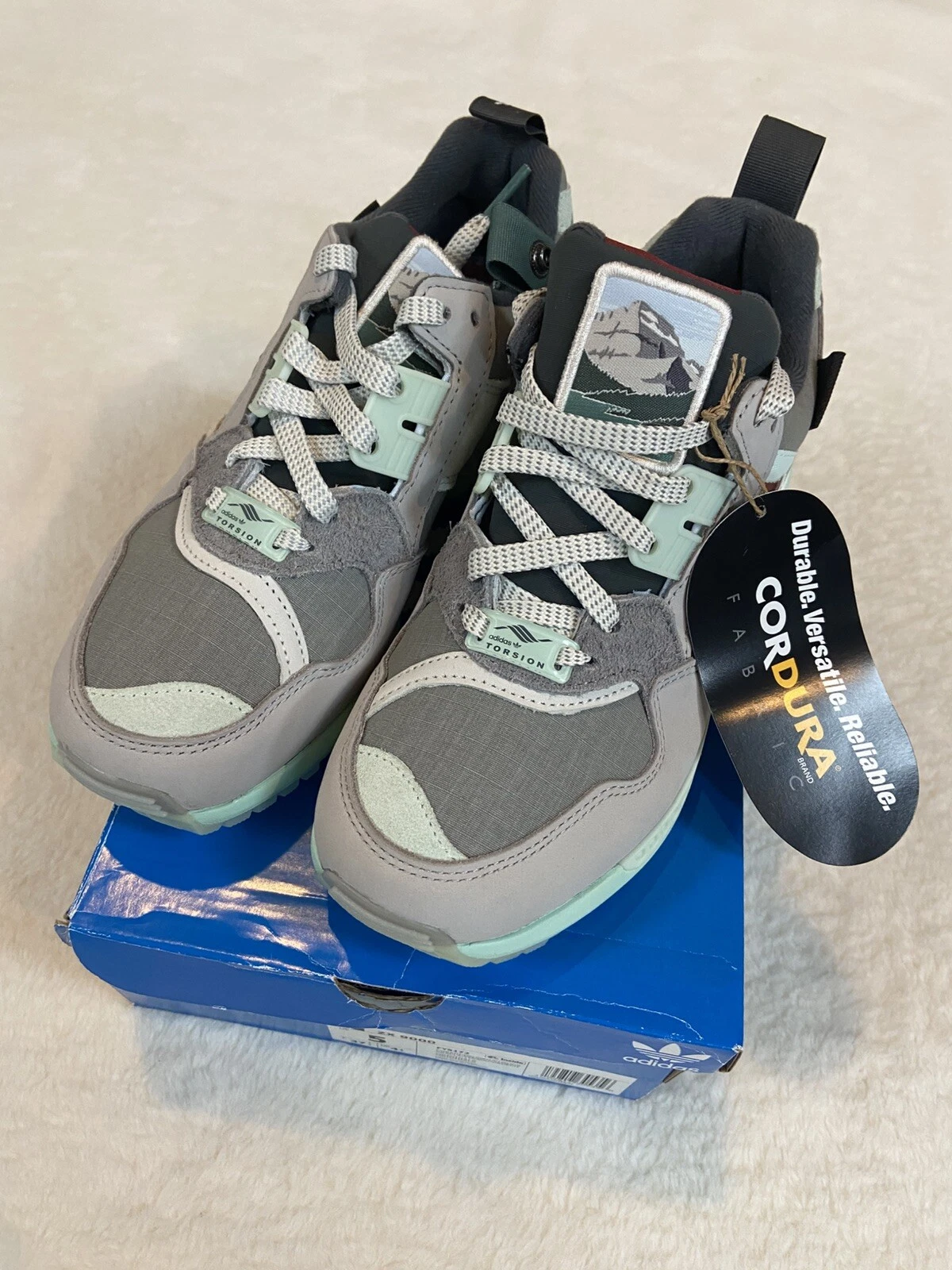 Scarpe outdoor Adidas Glacier National Park bambino taglia 5 ZX9000 nuove con etichette