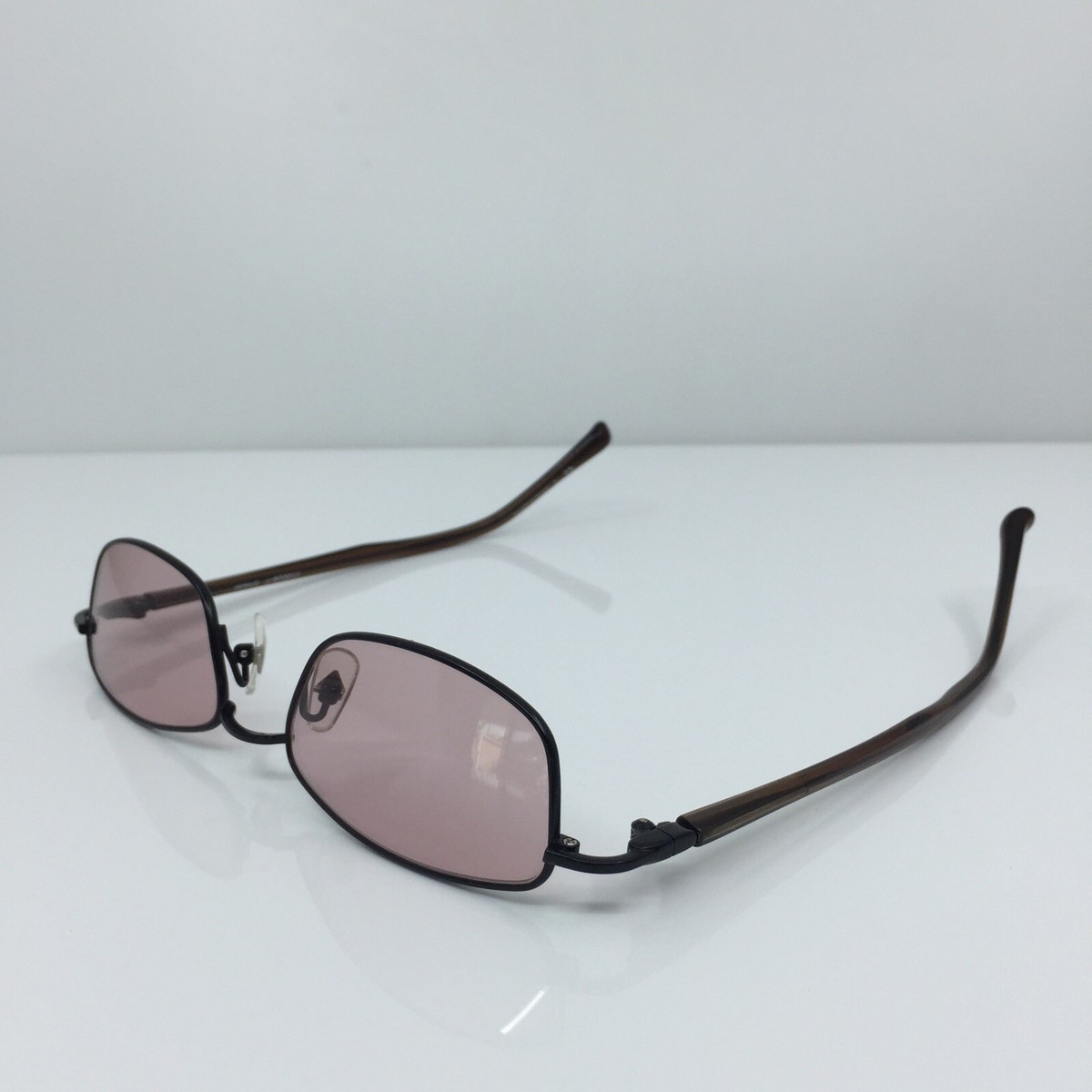 Titanium 3 ダークグレー サングラスJeanpaul Gaultier Titanium 3 ダークグレー サングラスJeanpaul Gaultier