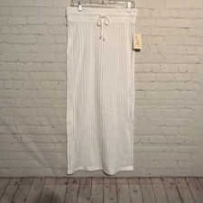 Universal Thread Women  s Ribbed Knit Maxi Skirt Size Medium NWT