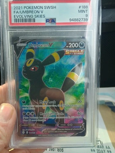 Pokemon 2021 Umbreon V 188/203 Full Art Evolving Skies PSA 9