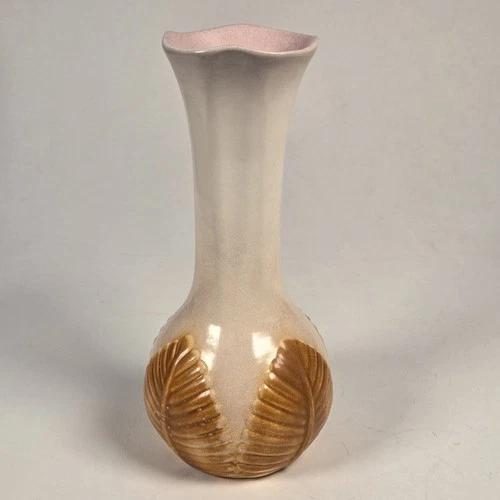 HTF 1932 Red Wing Rum Rill Art Pottery 10" Vase #381 Fern Group Seashell Finish
