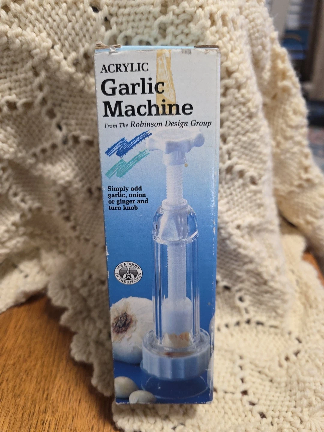 VINTAGE 1993 BRAND NEW IN BOX- Acrylic Garlic Machine-2 Metal Presses
Opens in a new window or tab