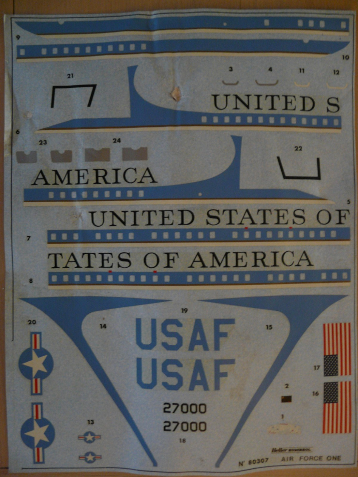 1/72 HELLER Model Airplane Ref 80307 Boeing 707 Air Force One