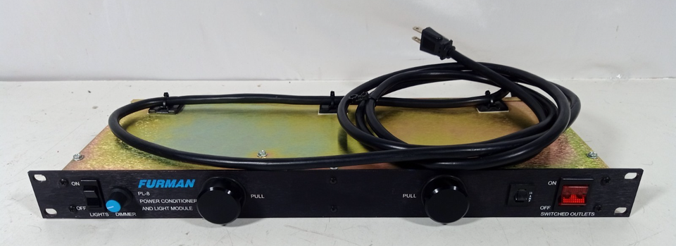 Rack Mountable Furman PL-8 Power Conditioner & Light Module 8 Port 120V