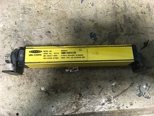 Banner Mini-Screen safety light curtain MSE824Y, 0.75inch, no blanking