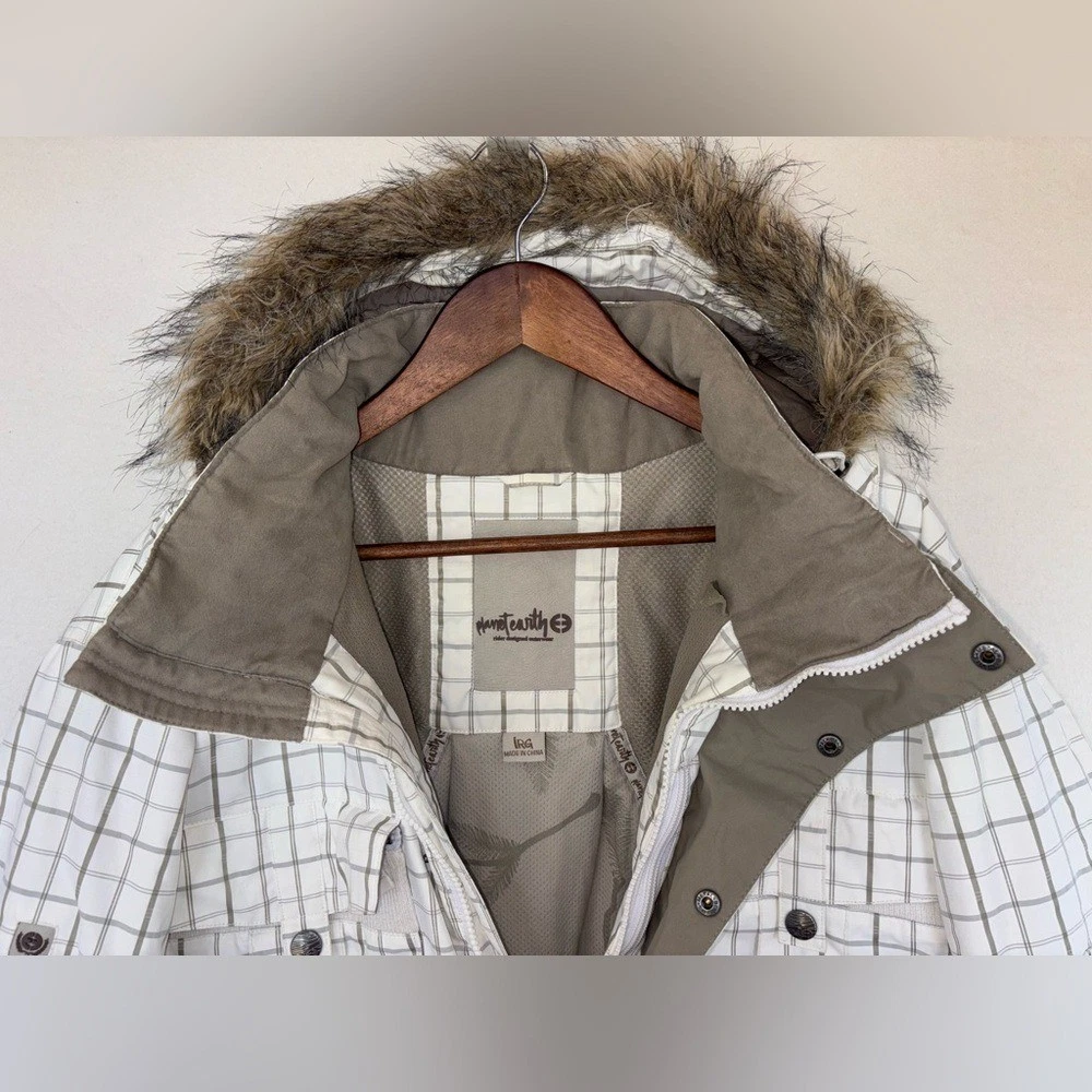 PLANET EARTH Men's Snowboard Coat Large White Checkered Ski Jacket Faux Fur Hood image 3