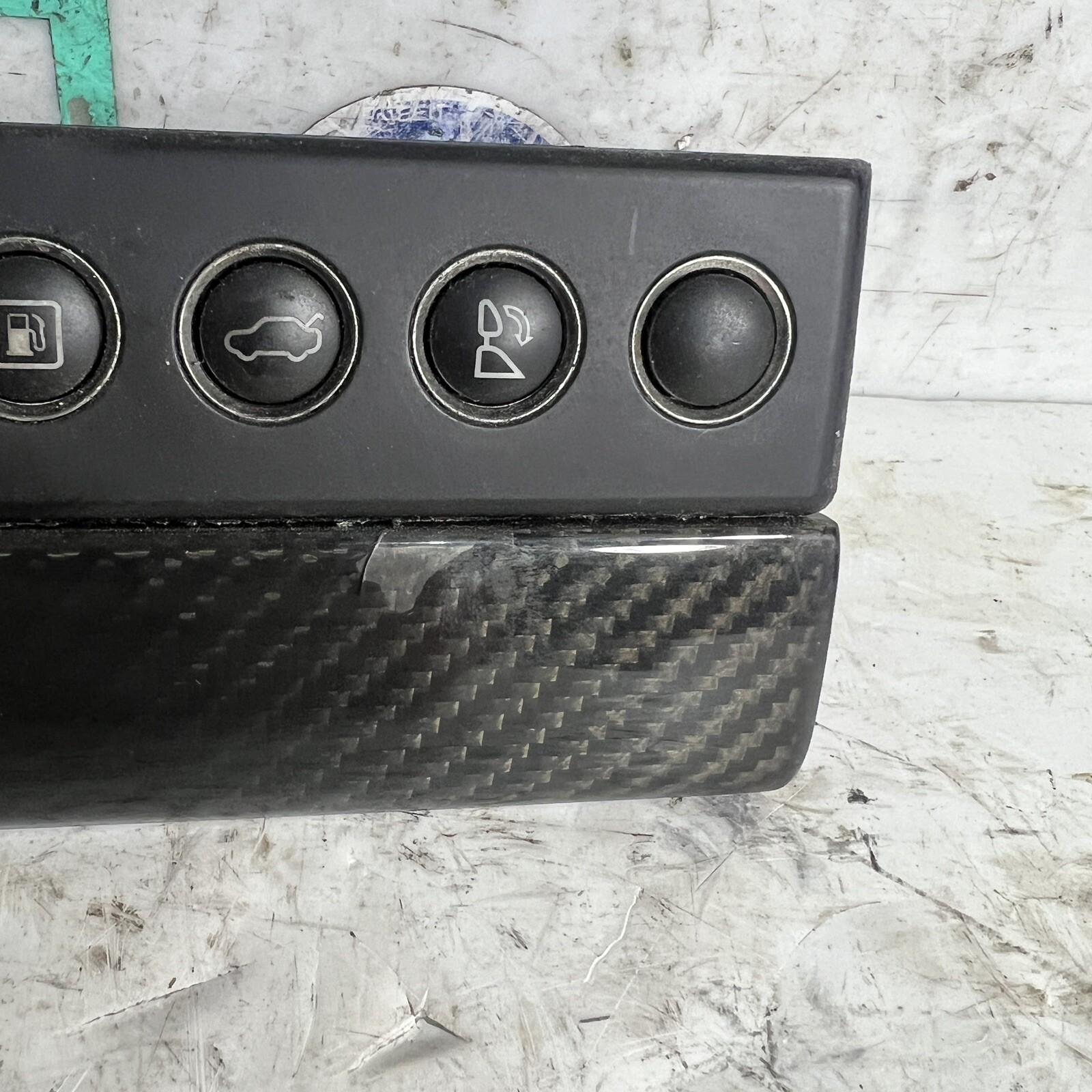 04-08 Maserati Quattroporte Headlight Trunk Fuel Door Control Switch Panel M139