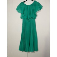 Vintage midi dress women’s small (estimated) Kelly green pleated skirt dress
