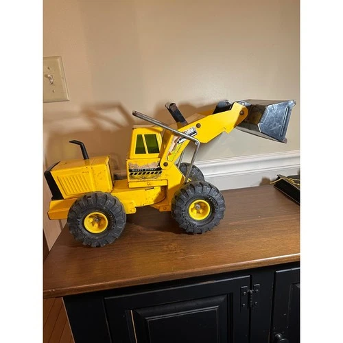 Vtg Tonka Front Loader Mighty Diesel XMB-975 Pressed Steel Bucket Truck Toy