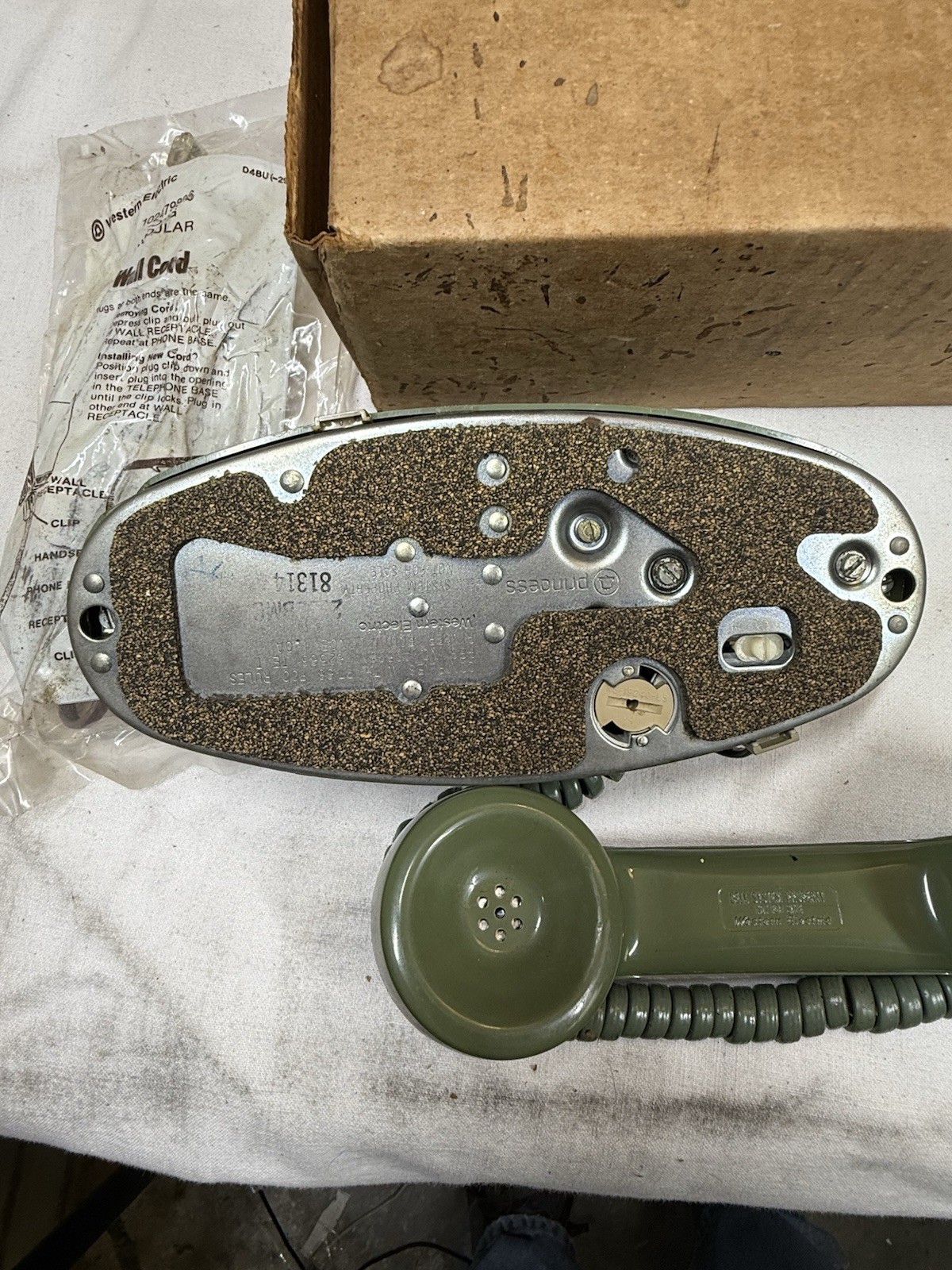 Vintage Princess Touch-tone Green Western Electric Bell System Phone 2702BM NIB