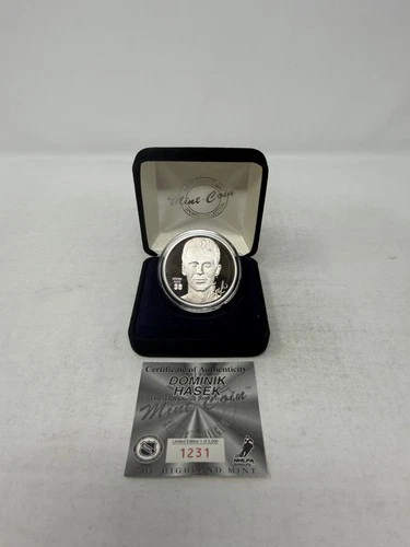 Dominik Hasek NHL Hockey One Troy Ounce .999 Fine Silver Round /5,000
