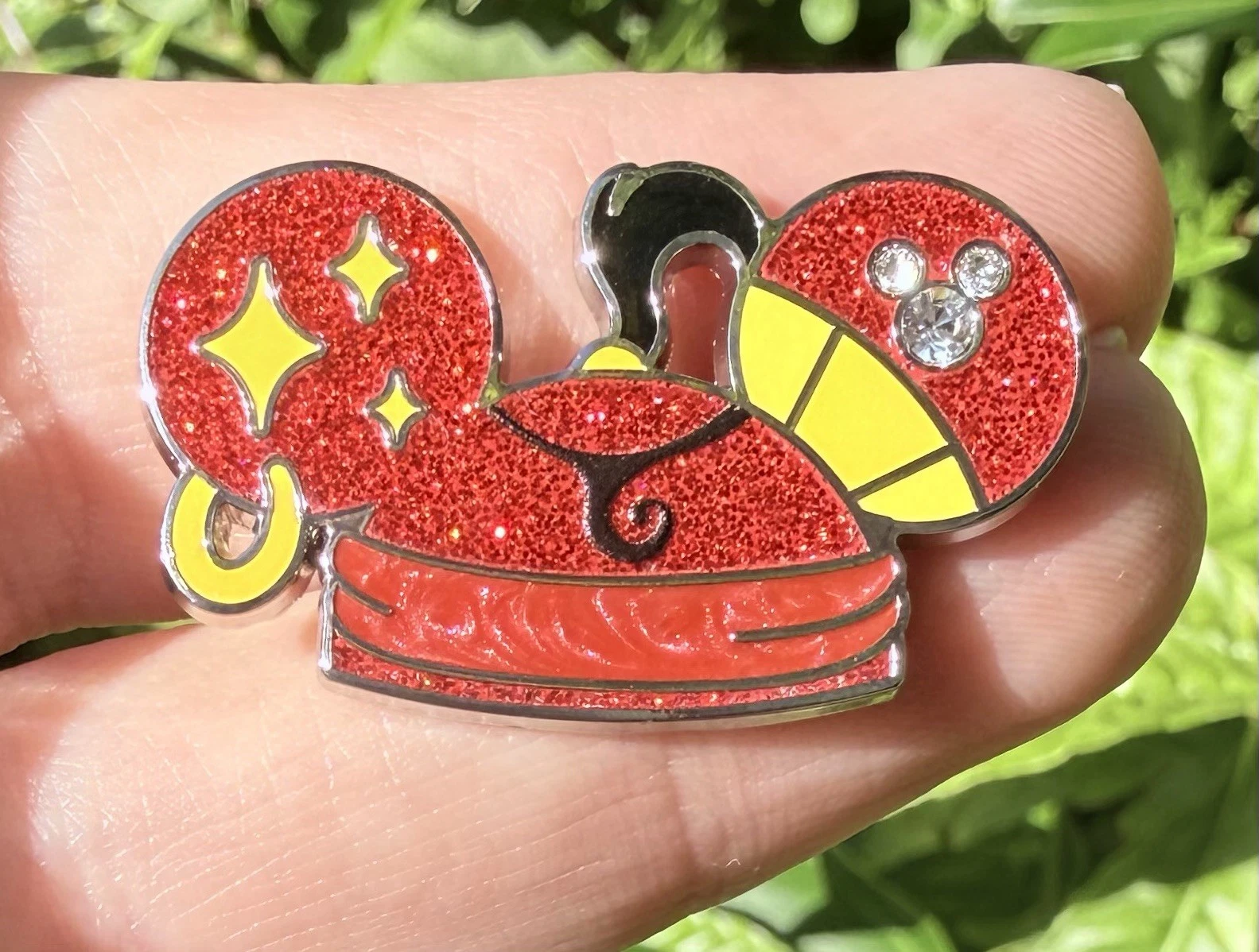 2025 Disney WDW Hidden Mickey Wave B Jafar Genie Ear Hat Super Chaser Pin