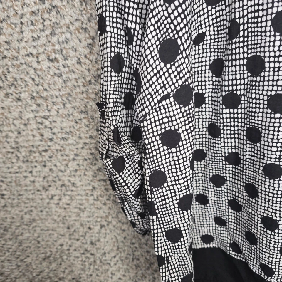 Blusa informal Chicos Top Mujer 3 US XL Negra Cuello Redondo Botón Pestaña Foto 3 de 4