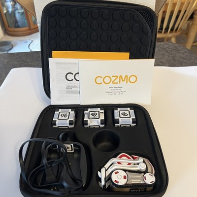 Anki Cozmo Robot Cosmo 300-00046 READ (AS-IS UNTESTED) Case Cord Blocks Manual