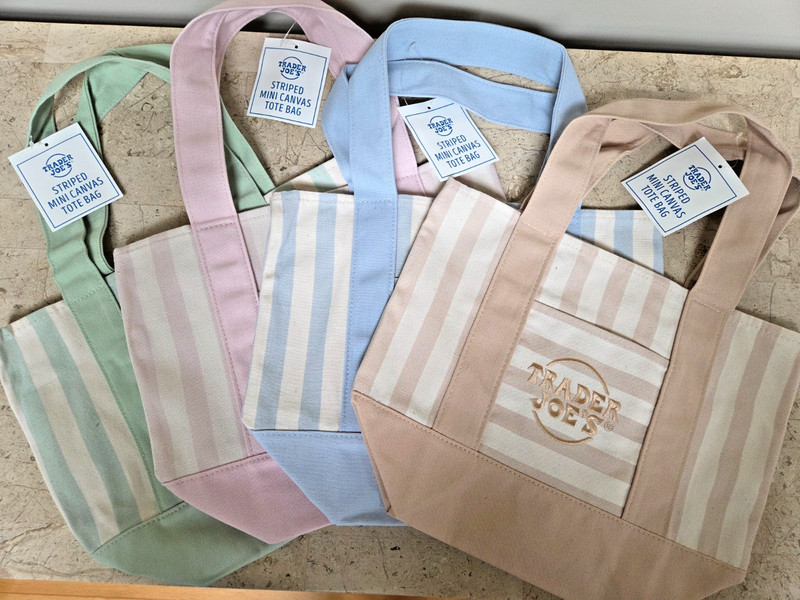 SET of 4 * TRADER JOES * PASTEL STRIPE CANVAS TOTE BAGS ~ Limited Edition