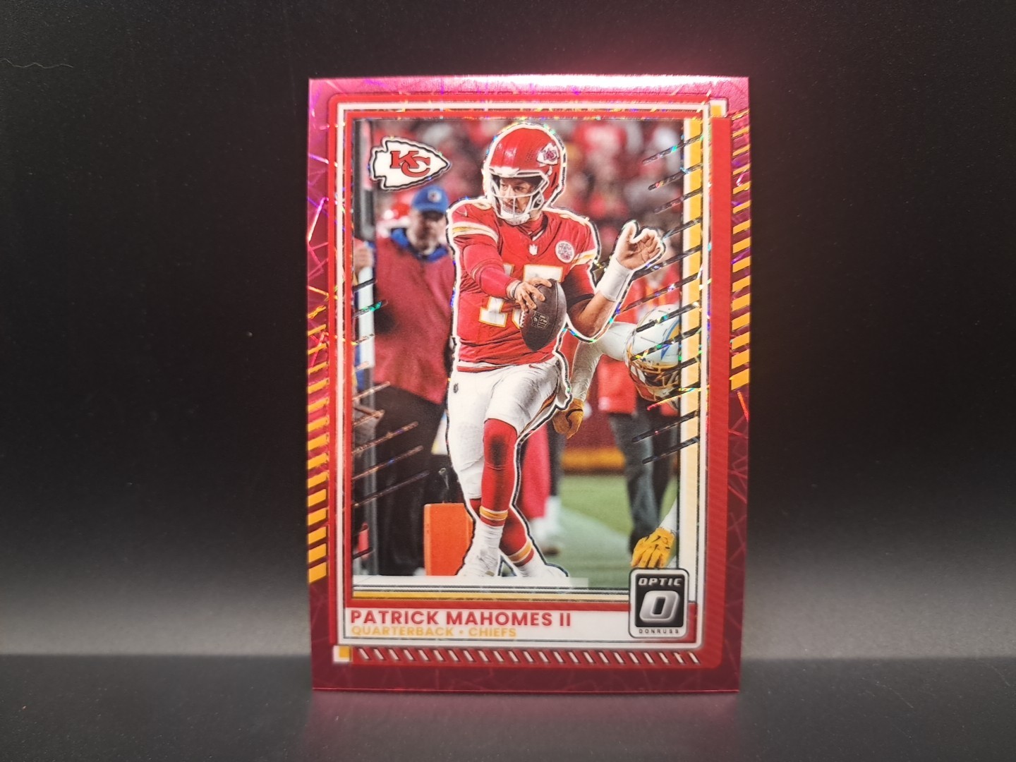 2025 Panini Donruss Optic #40 Patrick Mahomes II Pink Velocity KC Chiefs 78/99