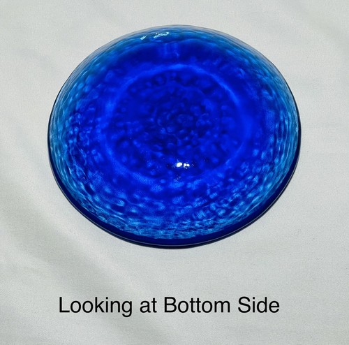 FIRE AND LIGHT Cobalt Recycled Glass Candle Stand Disc Paperweight 4.5” - 第 3/6 張圖片