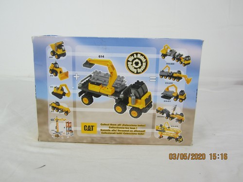 Mega Bloks CAT Material Hauler #614 - Picture 4 of 16