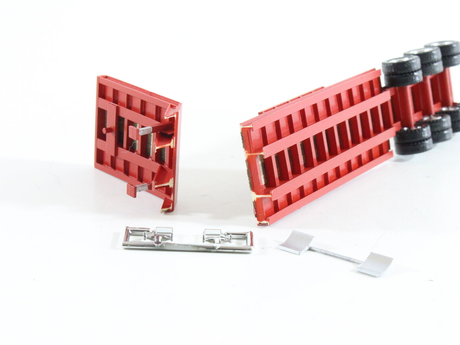 Trainscapes Truck 8 Lefebvre & Sons I Beam Hauler W/ Peterbilt Tractor