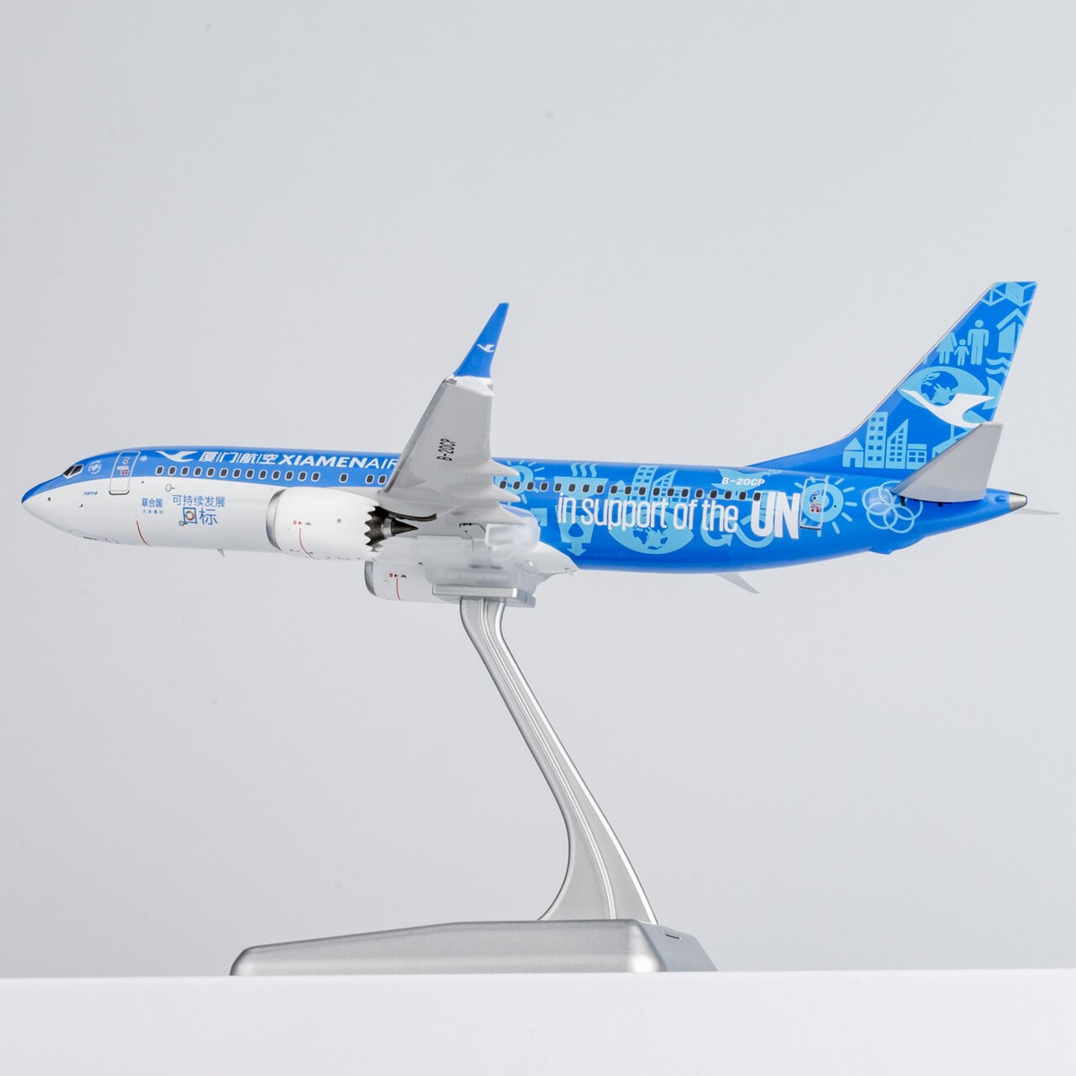 1:200 NG Models XiamenAir Boeing 737 MAX 8 Passenger Diecast