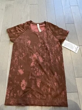 NWT Lululemon Size 8 Swiftly Tech Short Sleeve 2.0 Shirt SWRT/BRRO