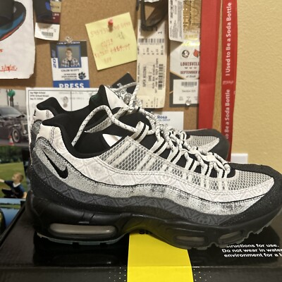 靴 NIKE AIR MAX 95 DAY OF THE DEAD Nike Air Max 95 SE Day of the Dead Size 8 Halloween Skull