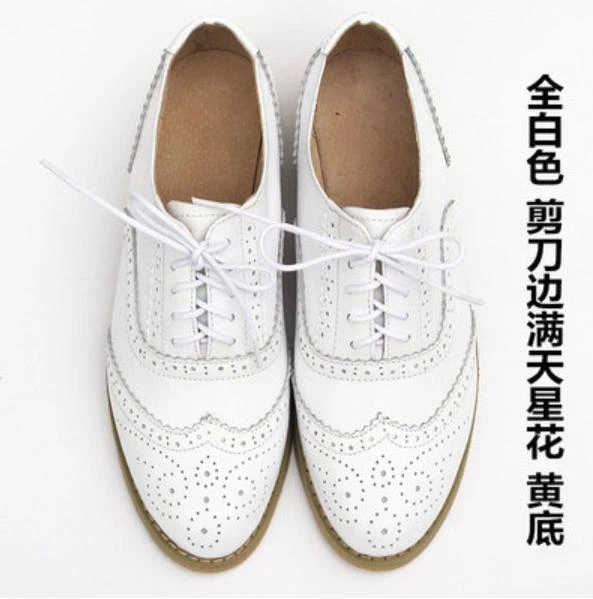 女士拼接布洛克雕刻系带圆头翼尖休闲浅口鞋 — 第 3/4 张图片