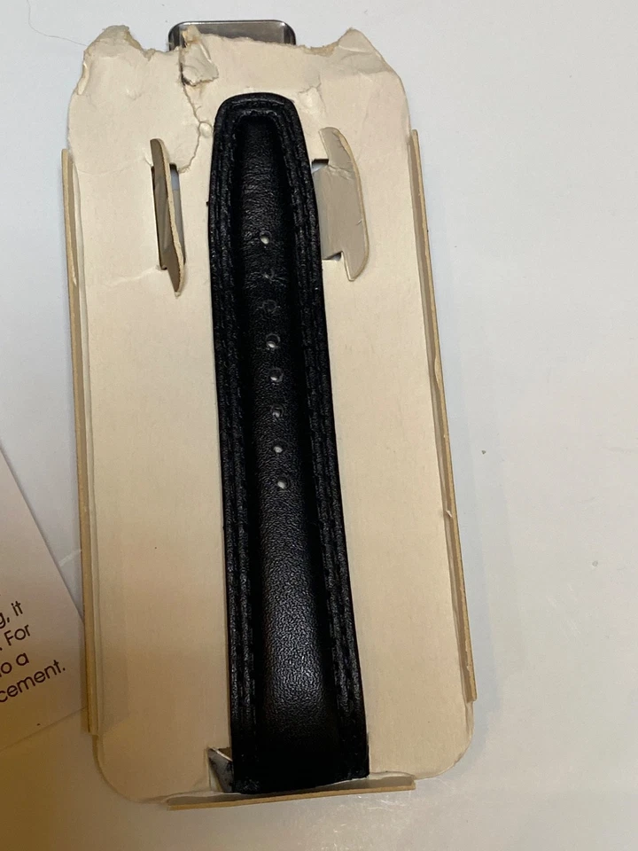 Reloj DALE WONHARDT #3 con manecillas que brillan en la oscuridad y correa de cuero en estuche de plástico Foto 4 de 4