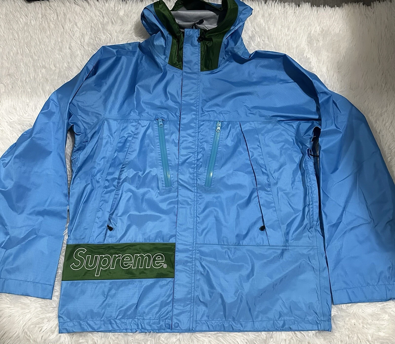 Veste à couture collée suprême couleur cyan taille XLarge