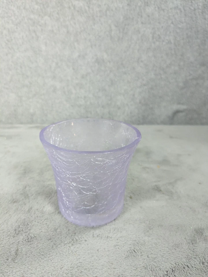 Pequeño soporte votivo Yankee Candle Savoy púrpura claro vidrio craquelado Foto 2 de 4