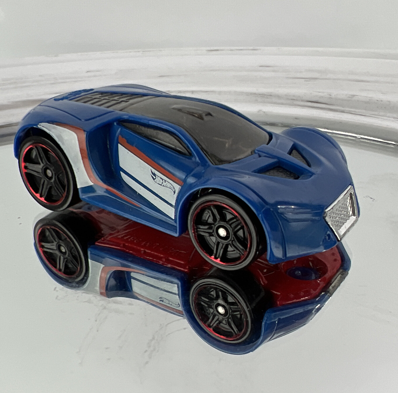 HOT WHEELS 2007 Diecast Ultra Rage Blue Car NM