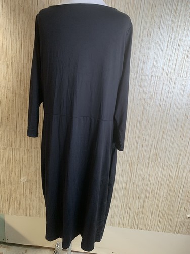 Vestido negro elástico de punto 2X para mujer diseño cintura fruncida - Imagen 6 de 11