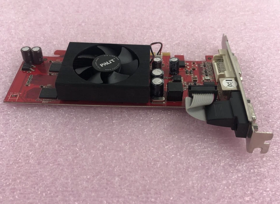 XFX Radeon 8400GS PCI-E 256MB DDR2 TV-OUT DVI Graphics Card - Image 3 of 4
