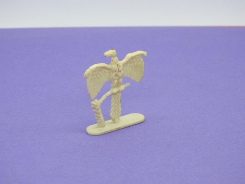 SHREDDIES NABISCO 1958 EARLY PLASTIC PREHISTORIC MONSTERS ARCHAEOPTERYX - Picture 6 of 7