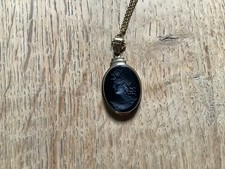 8/9ct pendant black (onyx?) intaglio & chain neo classic Victorian style vintage