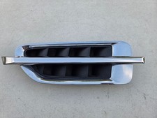 2007-2014 Cadillac Escalade Driver Left Front Fender Vent Grille Louver Trim 2007-2014 Cadillac Escalade Driver Left Front Fender Vent Grille Louver Trim