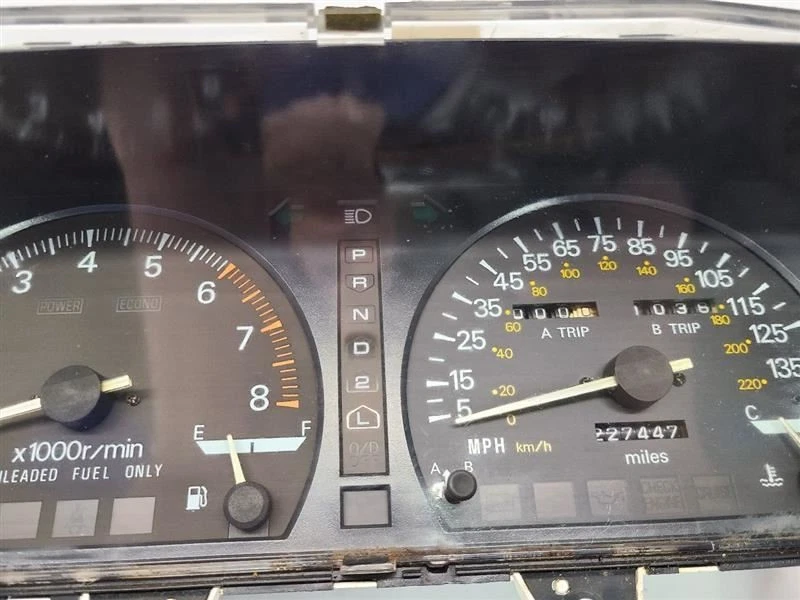 93 MITSUBISHI GALANT 1993 CABEZAL VELOCÍMETRO SOLO BASE LS Foto 3 de 4