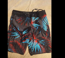 O'Neill boys Multicolored board shorts size 27