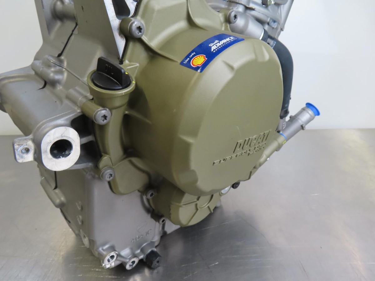 EB1410 2024 24 DUCATI HYPERMOTARD 698 MONO RVE COMPLETE
