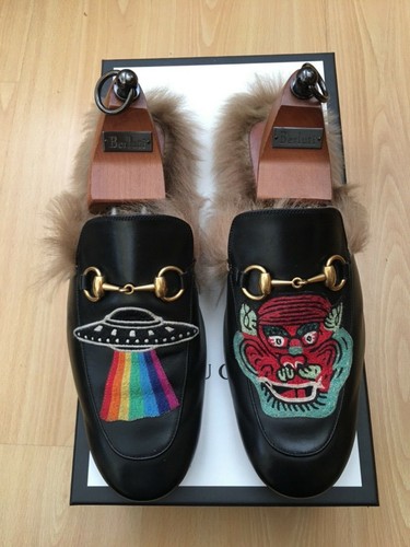 gucci lion shoes