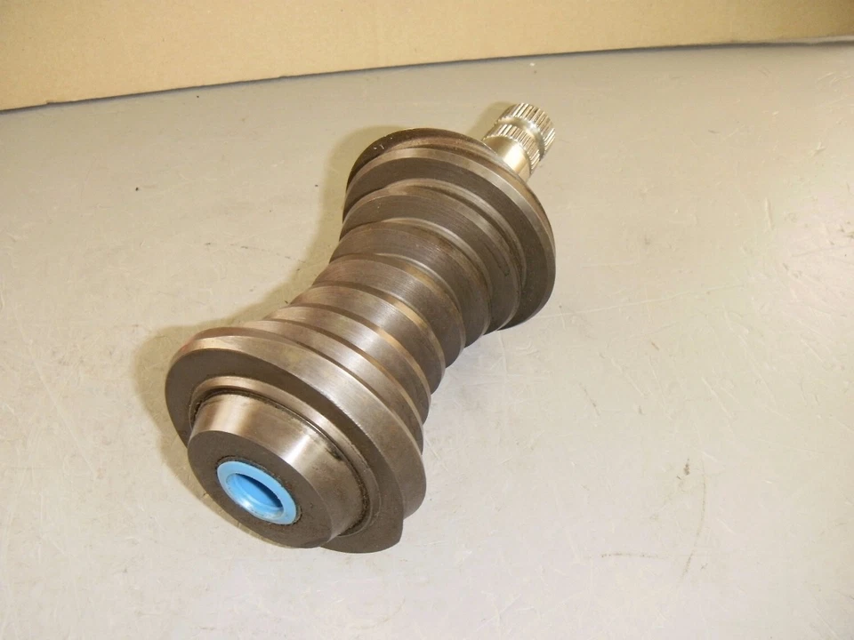 Mack 卡车 7JM235 转向齿轮柱蠕虫轴 738 — 第 3/4 张图片