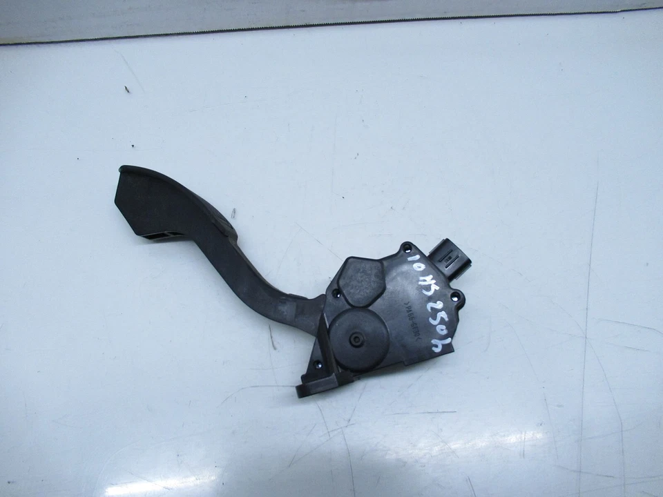 10-12 LEXUS HS250H GAS PEDAL ACCELERATOR OEM - Image 2 of 4