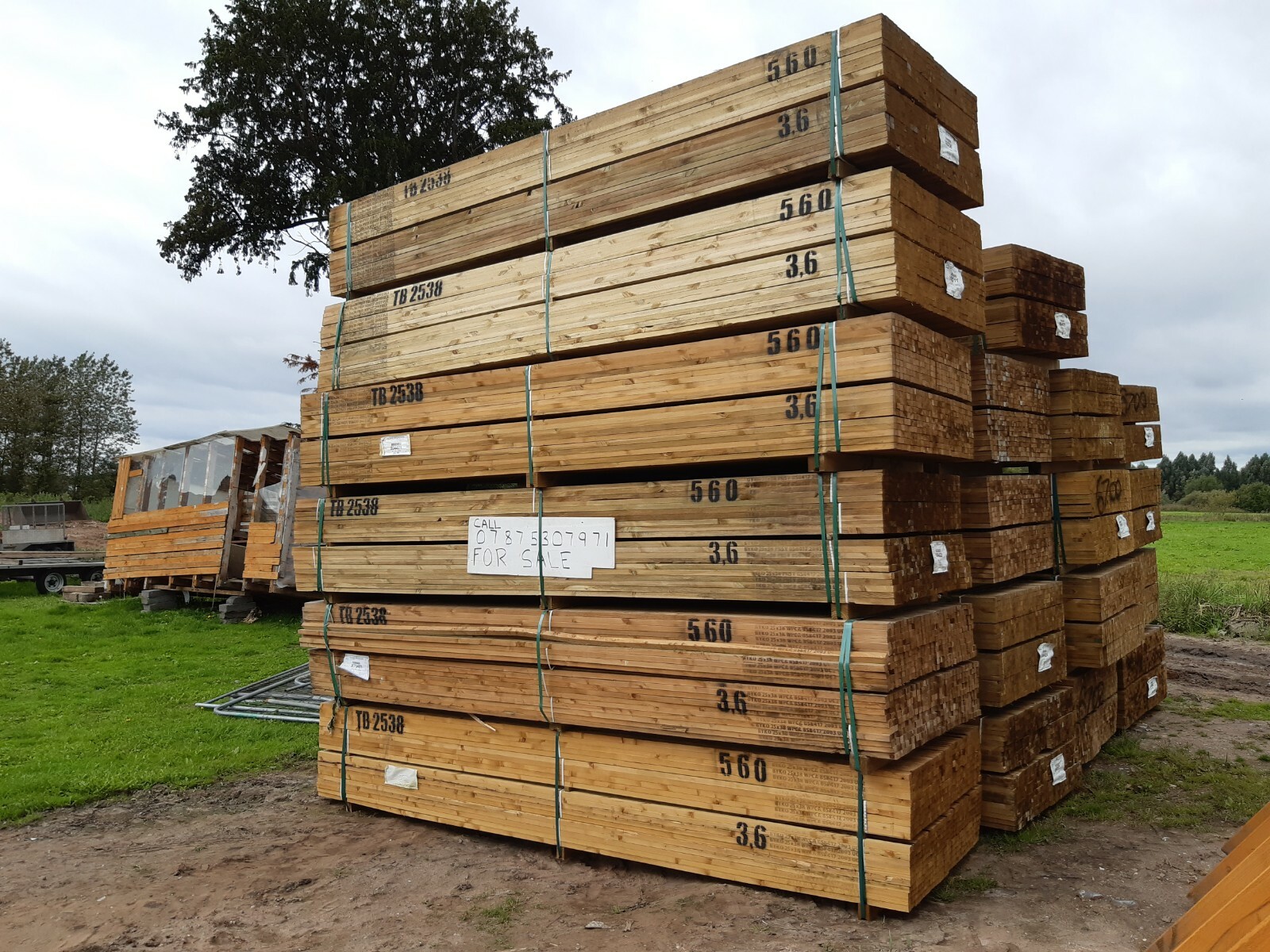 ROOFING BATTENS 25X50X4.0PRESSURE TREATED BIRMINGHAM PACK Of 10 £29.00