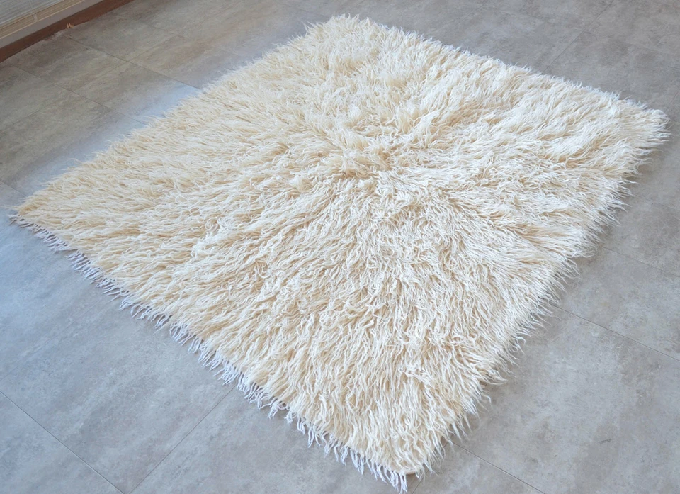 Alfombra peluda turca 5x5 SIN TINTES. Alfombra de pelo alto hecha a mano acto: 59" x 65" Foto 3 de 4