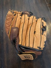 Wilson A0440 Fast Pitch 12 Right Hand Thrower Softball Glove AO440 ZSFP125