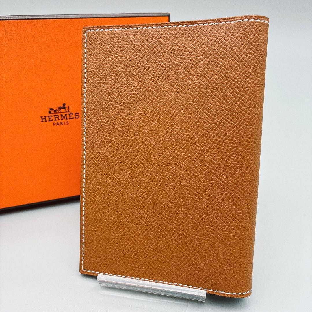Hermes MC2 Magellan Passport Case Veau Epsom Leather Gold 5.3in