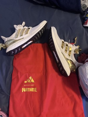 RARE Adidas Ultraboost x Fortnite Victory Crow  White/Gold  Mens Sz 11.5 JQ0717